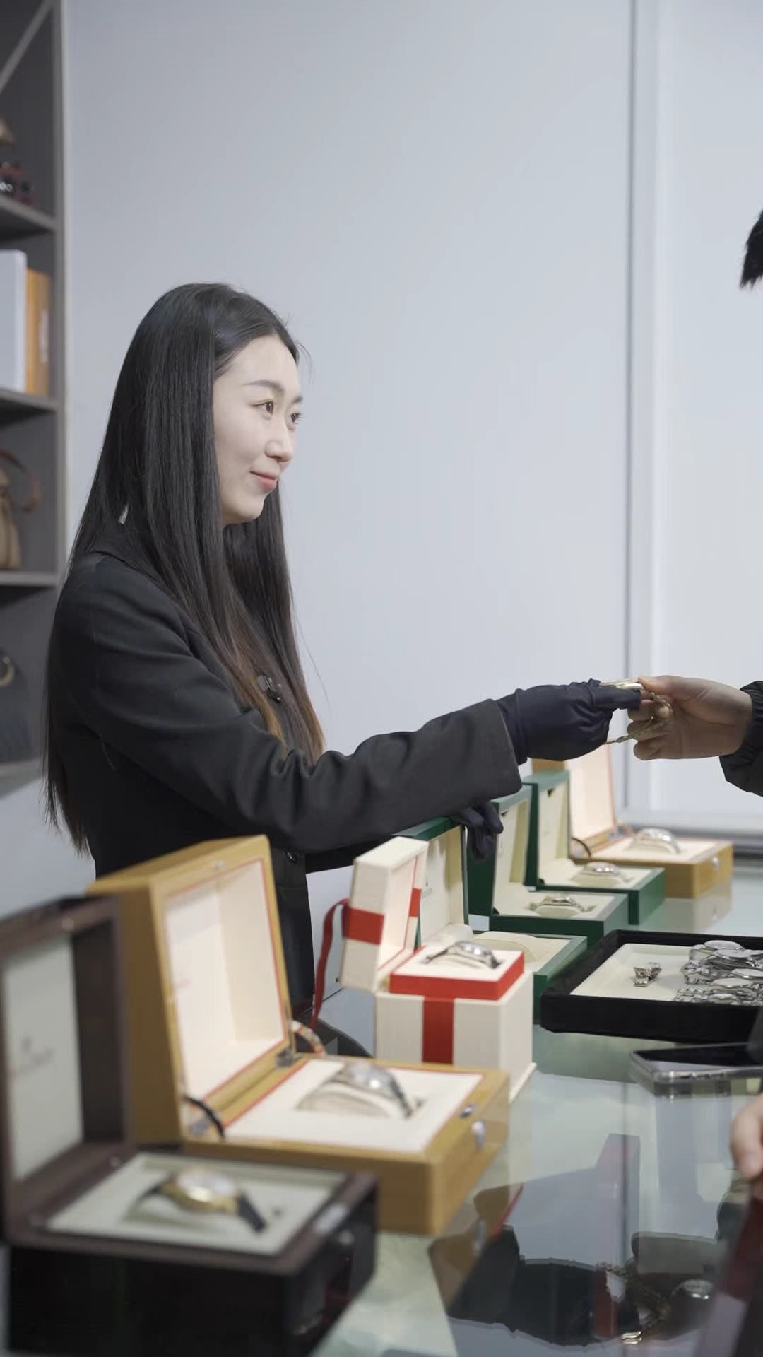 估好价 奢侈品回收 在线估价 极速打款 正品保障